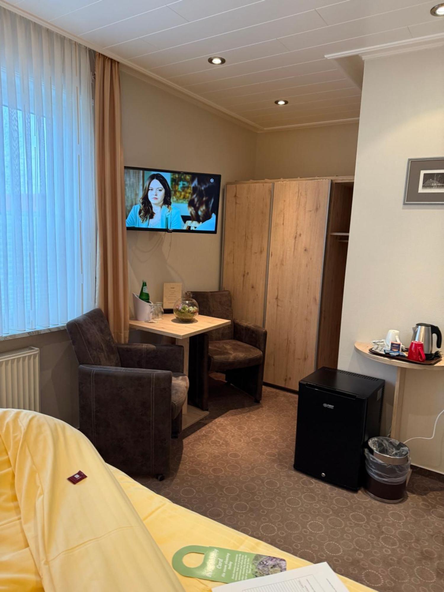 Hotel Peters Neuharlingersiel Kültér fotó